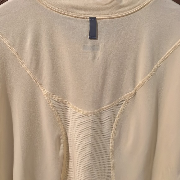 Nike top - Picture 5 of 6